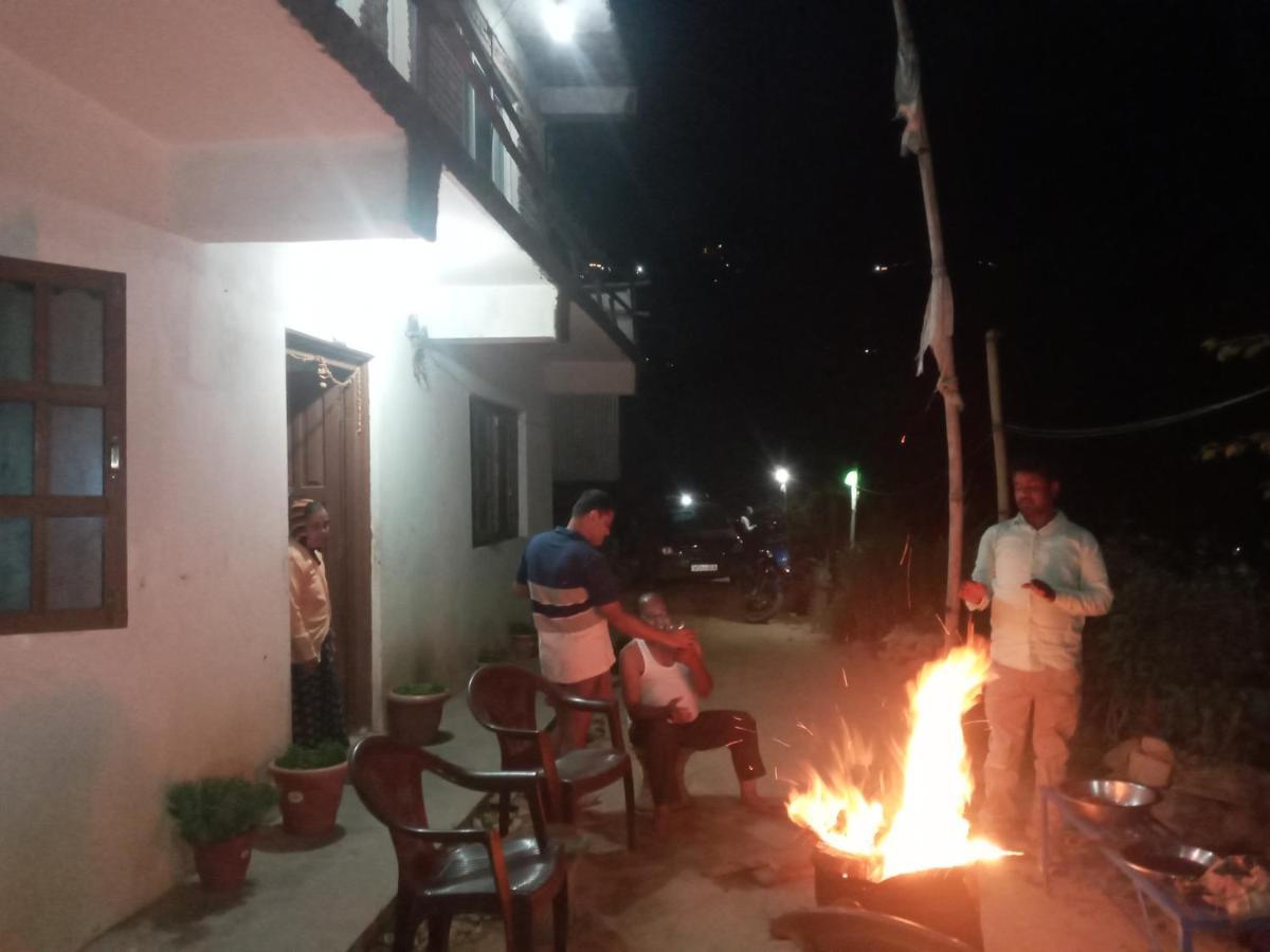 Unique Point Home Stay Nagarkot Rom bilde