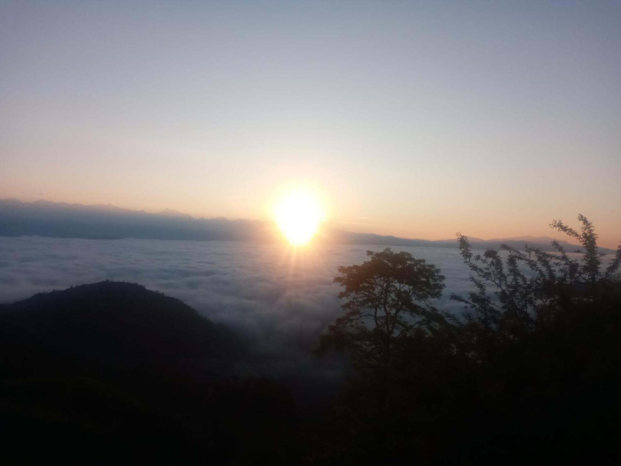 Unique Point Home Stay Nagarkot Rom bilde